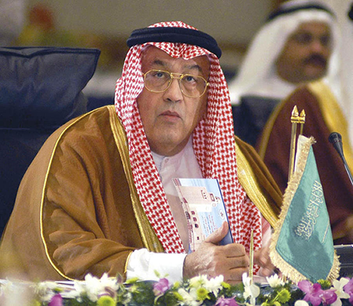 الأديب والسفير والوزير "القصيبي"