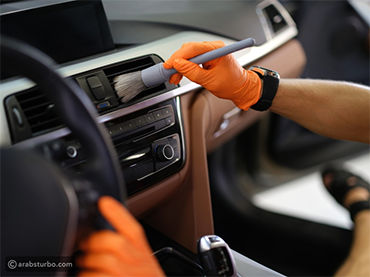 12 طريقة لتنظيف سيارتك استعداداً للربيع تجعلها تلمع بعد شتاء طويل