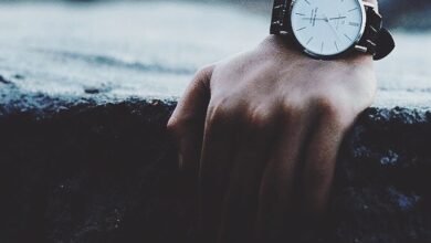 عَلَّمَتْنِي الْحَيَاةُ