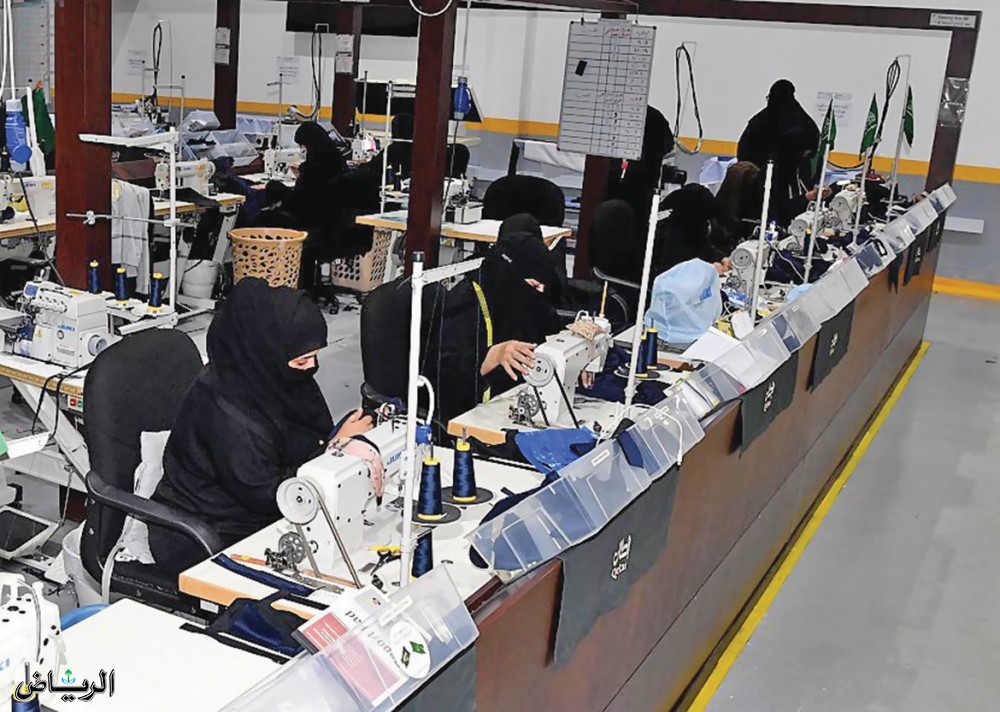 المرأة السعودية نواةُ المجتمع وشريكٌ أساسي في مسيرة التنمية