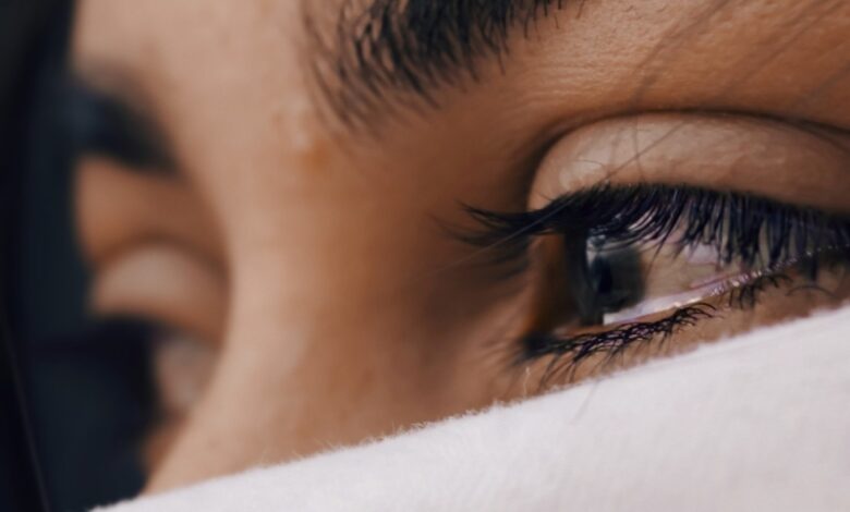 متأثرين بإصابتها وفاة والدة وشقيق "عروس نينوى"