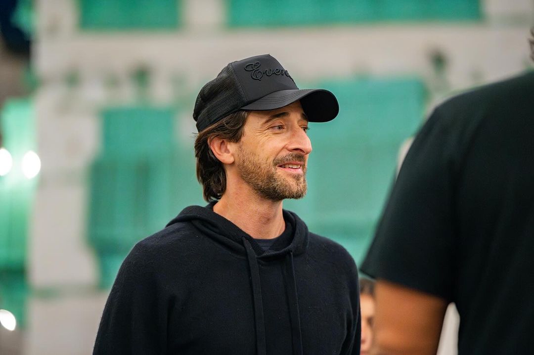 ويل سميث يستكشف جدة التاريخية.. كيف قضى نجوم مهرجان البحر الأحمر أوقاتهم الخاصة في السعودية؟