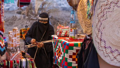 تجربة ثرية سوق خاصرة عين زبيدة المفتوح يخطف زوّاره لمنتجات الماضي التليد