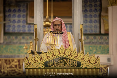 إمام المسجد النبوي يستعرض فضل العبادات والأعمال الصالحة خلال شهر رمضان