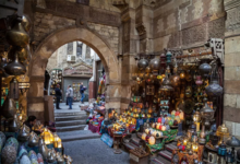 خان الخليلي دليل السفر الكامل إلى أقدم سوق في مصر