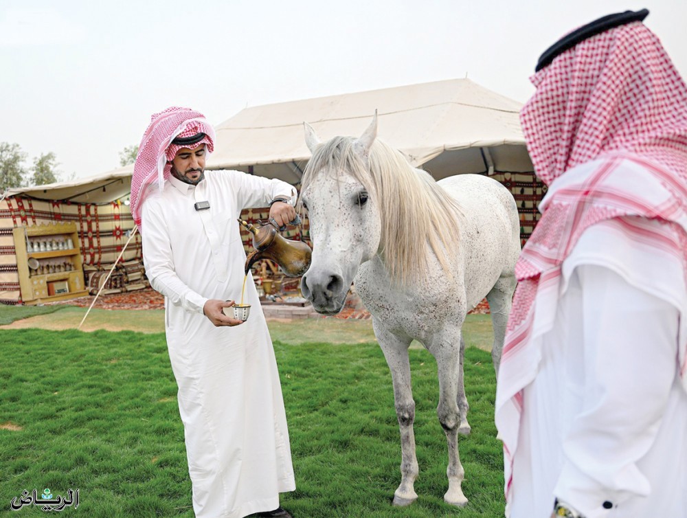 القهوة السعودية رمز الكرم والضيافة