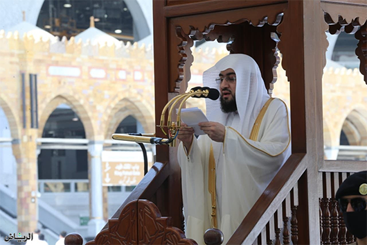 خلقَ اللهُ النفسَ البشريةَ وأودعهَا طبائعَ وأخلاقاً لتكونَ أكثرَ اِئتلافاً واتِّفاقاً
