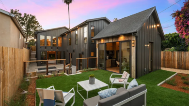 جعل الفناء الصغير يبدو أكبر