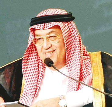 غازي القصيبي.. سندباد الشعر السعودي