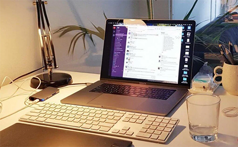 طرق ترتيب مكتب العمل