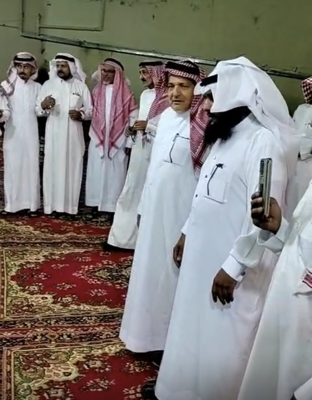 قبيلة الخسافيين بمحافظة فيفاء تحيي ليلة احتفال وسمر بمناسبة عيد الفطر المبارك .