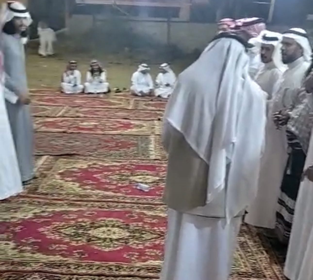 قبيلة الخسافيين بمحافظة فيفاء تحيي ليلة احتفال وسمر بمناسبة عيد الفطر المبارك .