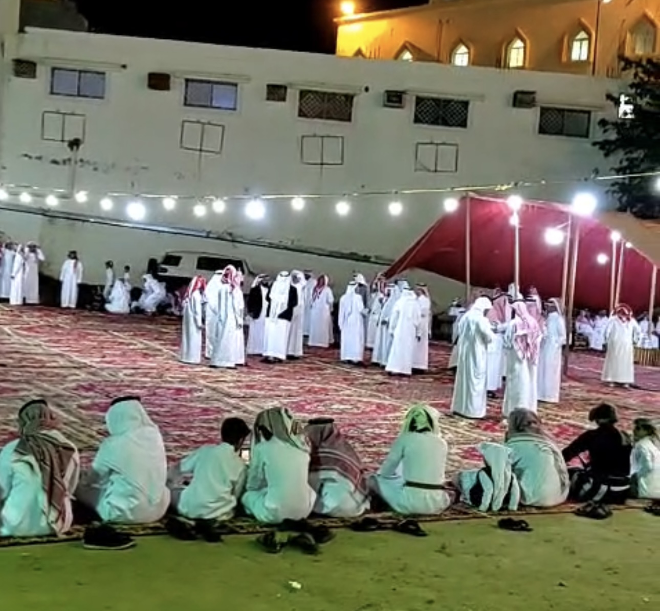 قبيلة الخسافيين بمحافظة فيفاء تحيي ليلة احتفال وسمر بمناسبة عيد الفطر المبارك .