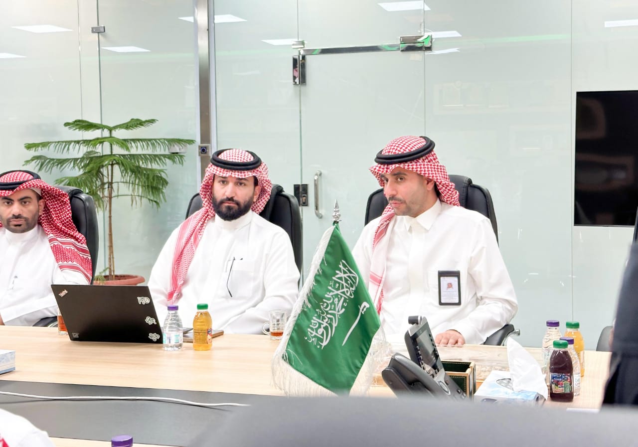 وفد وزاري يناقش الخطط التنفيذية مع صحة جازان