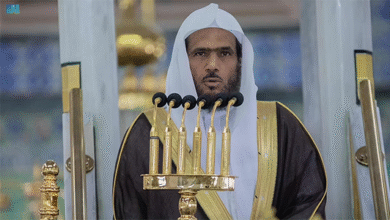 إمام المسجد النبوي يستعرض دروسًا خالدة من حياة النبي الكريم