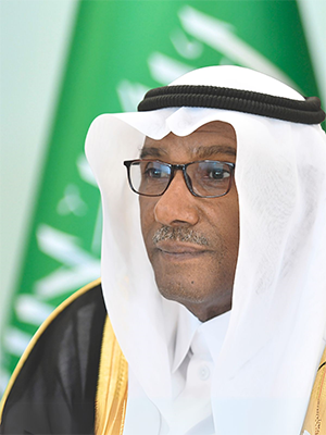 رئيس جامعة جازان يصدر عددًا من قرارات التعيين وتجديد التعيين