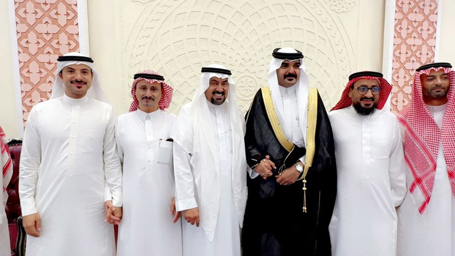 آل العريبي يفرحون بزواج الشاب بدرمنصورعريبي