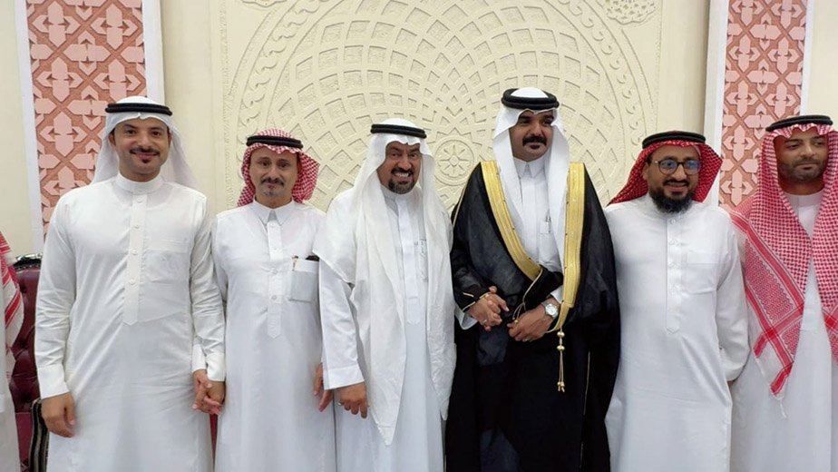 آل العريبي يفرحون بزواج الشاب بدرمنصورعريبي