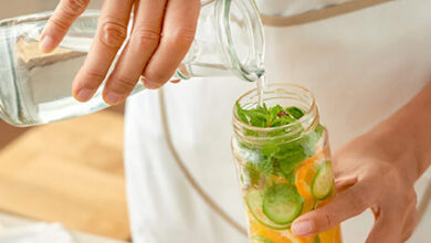 مشروبات سهلة للتخلص من سموم الجسم