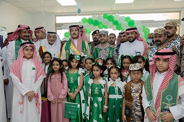 المحافظ " ابن هجاج " يرعى احتفال مستشفى الحرث العام باليوم الوطني " 95 "