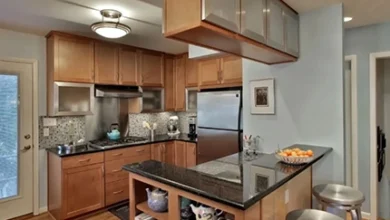 طاولة المطبخ