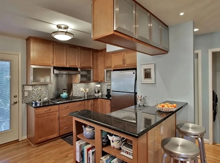 طاولة المطبخ