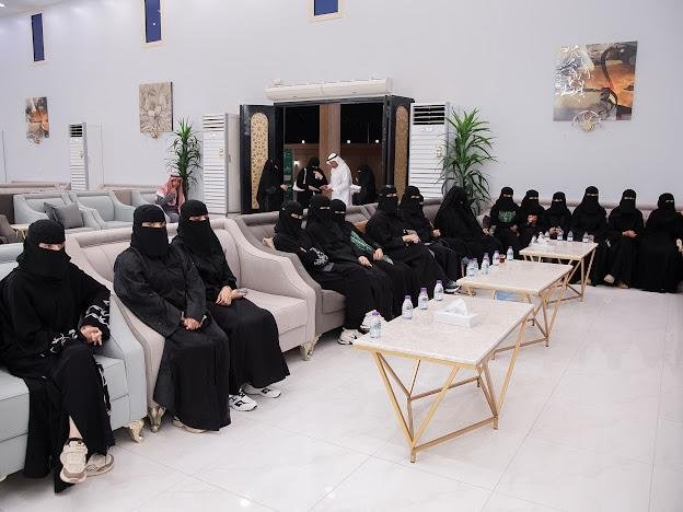 نادي الثقافة والفنون بصبيا يلهب مشاعر الحاضرين في أمسية شعرية بمناسبة اليوم الوطني الـ 95