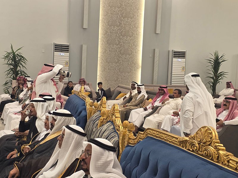 نادي الثقافة والفنون بصبيا يلهب مشاعر الحاضرين في أمسية شعرية بمناسبة اليوم الوطني الـ 95