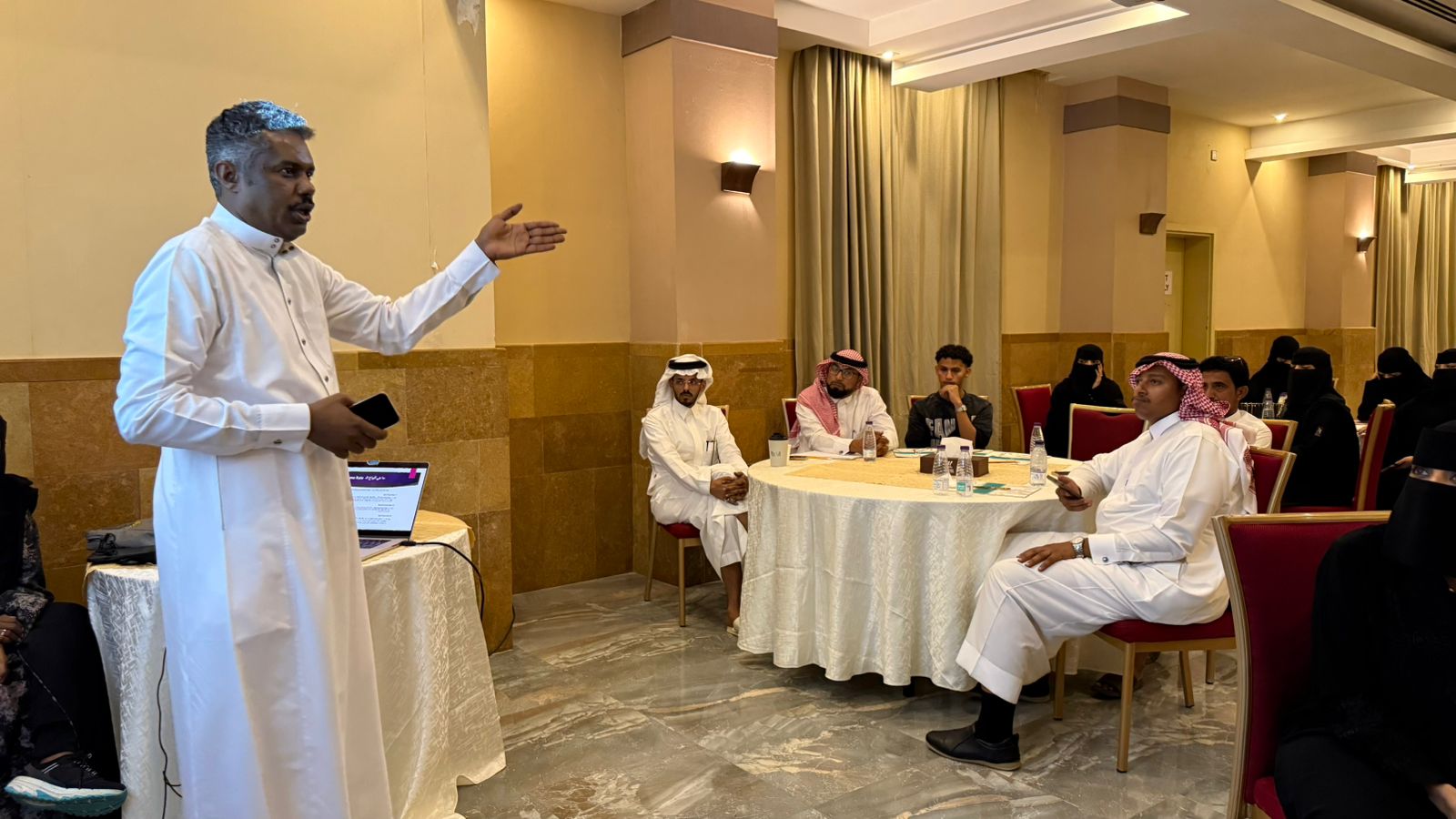 جمعية نماء الاجتماعية بجازان تطلق دورة "تصوير الفيديو والمونتاج بالجوال"