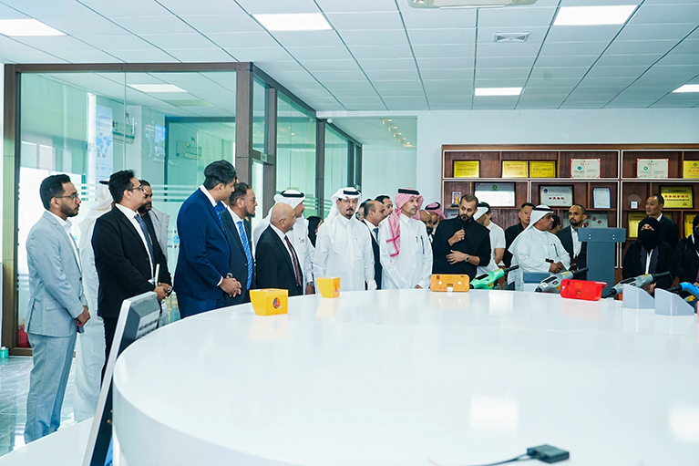وفد غرفة جازان يزور شركة قوانغتشو يونكو للمعدات الذكية في الصين ويبحث توطين التصنيع الذكي في المملكة