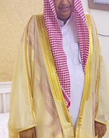 المعلم بين الأجر والشكر