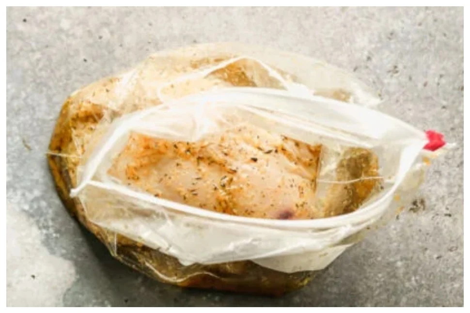 بالصور تتبيلة الدجاج المشوي على الطريقة اللبنانية 