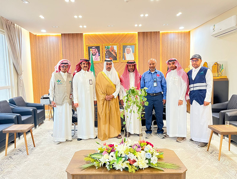 برعاية من محافظ الطوال اسمنت المنطقة الجنوبية تجسد مبادرة البصمة الخضراء