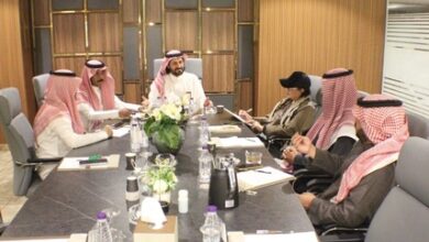 رئيس مجلس إدارة جمعية نجوم السياحة يجتمع بإدارة فرع الطائف