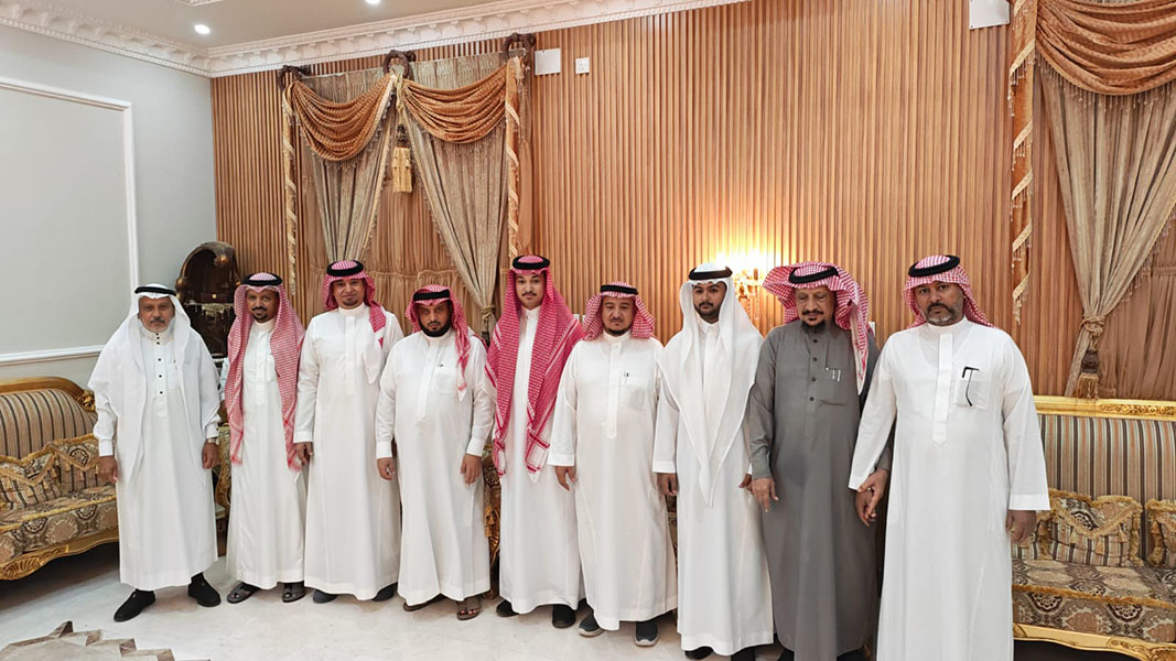 علي شرف سعادة الدكتور عبدالرحمن ناشب آل ناشب يحتفلون بتخرج ابنائهم