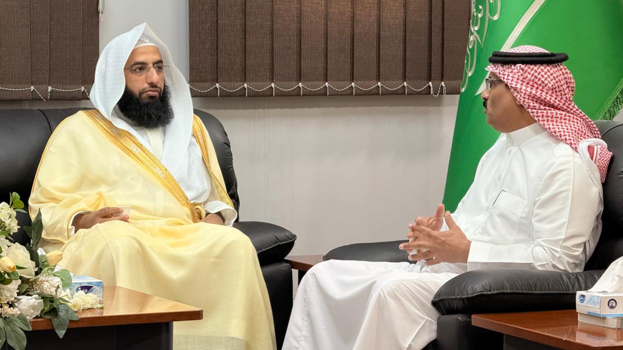 مدير هيئة الأمر بالمعروف بمنطقة جازان يزور مدير عام التدريب التقني والمهني
