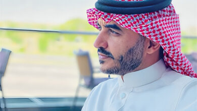 كُلُّ اللُّغَاتِ أَمَامَ ضَادٍ تَنحَنِي