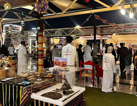 تحت شعار: حضور تطوعي مميز لفريق أثر باق التطوعي في ليالي المحافظات بمهرجان جازان