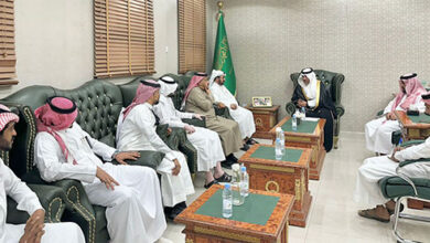 محافظ قلوة يناقش الاستعدادات لشتاء 2026 وتعزيز الحضور الإعلامي للمحافظة