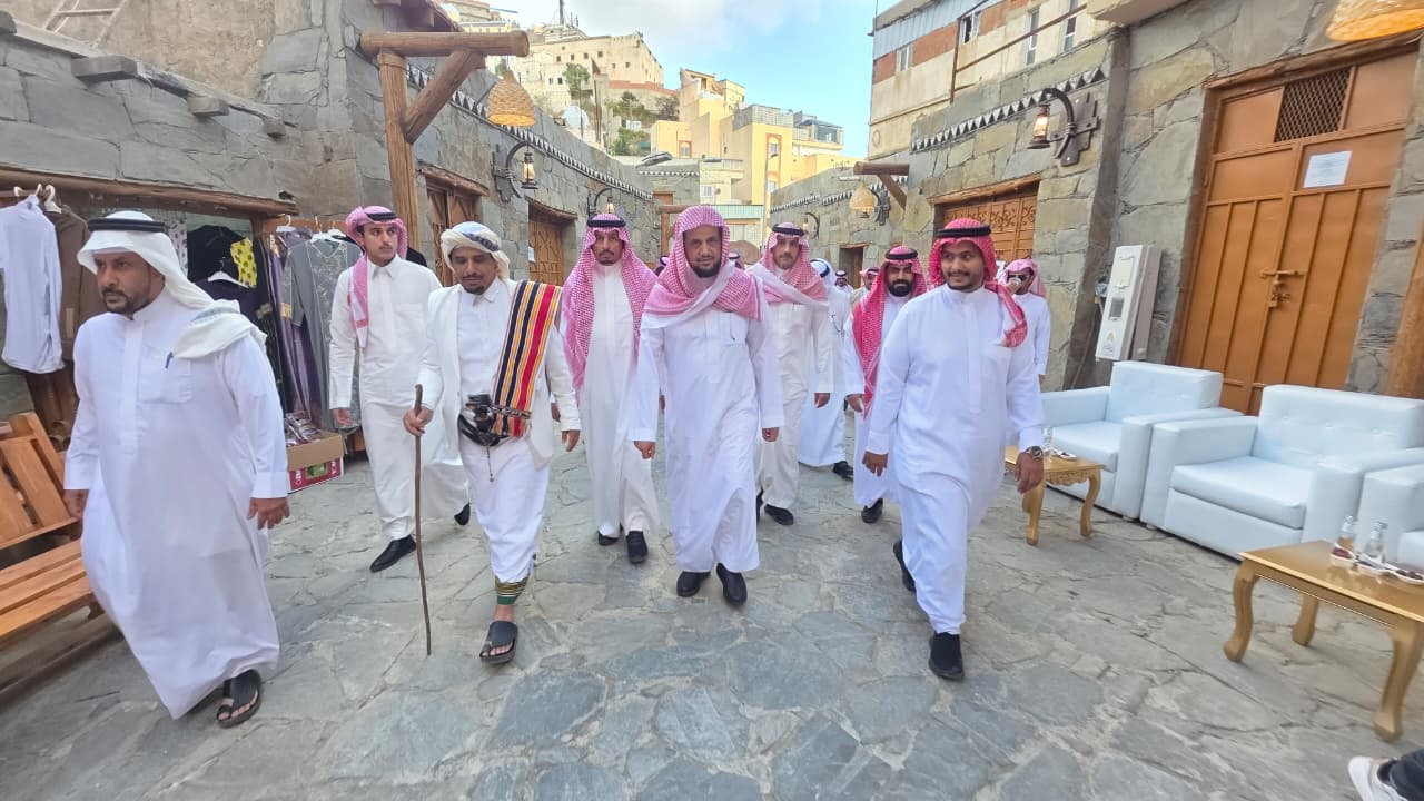 معالي النائب العام يزور محافظة فيفاء ويطّلع على معالمها التراثية والسياحية