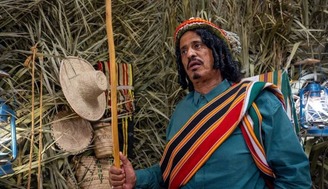 "بيش"تحكي موروثها الشعبي في مهرجان جازان.