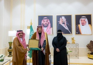 أمير منطقة الباحة يطّلع على أعمال ومستجدات جائزة الباحة للإبداع والتميز في دورتها الحادية عشرة