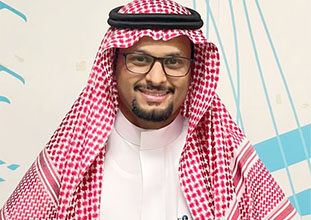 حصول الفيفي على درجة الماجستير